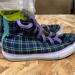 Converse all star size 1Y Plaid High-Top Kids Sneakers with Purple Laces